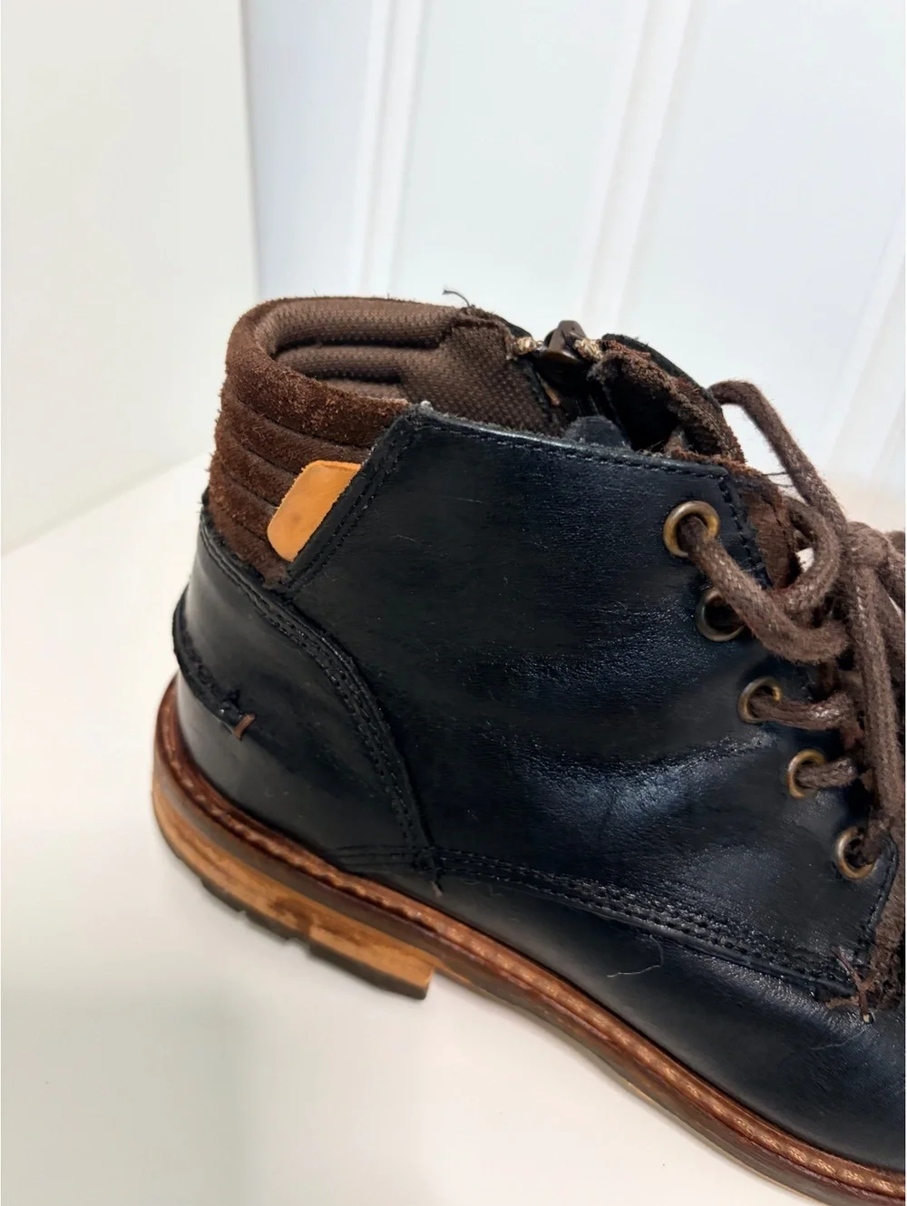 Bull Boxer Mens 8 Holten Black Leather Cap-Toe Chukka Boots